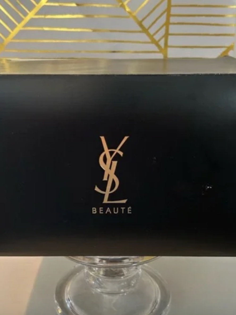 ❤️✨YSL Beauty Premium Vanity Rouge Case | Quilted Red | New in Box✨AUTHENTIC - Picture 8 of 12